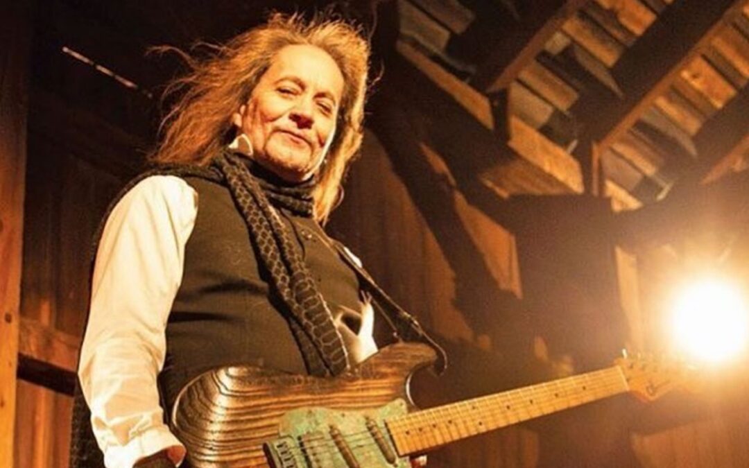 Jake E. Lee Herido A Bala Por Intentar Repeler Robo