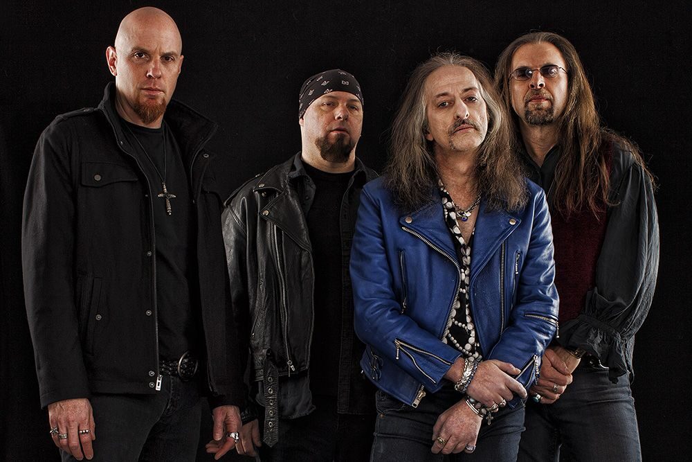 Pentagram Regresa A Chile