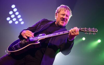 Alex Lifeson: “Quizás Nunca Aprecié Que Tenía Un Talento Natural Para La Guitarra”.